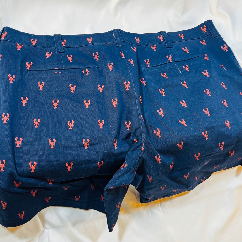 J Crew Men's Navy Lobster Print Shorts Size 38 7 Inch Inseam